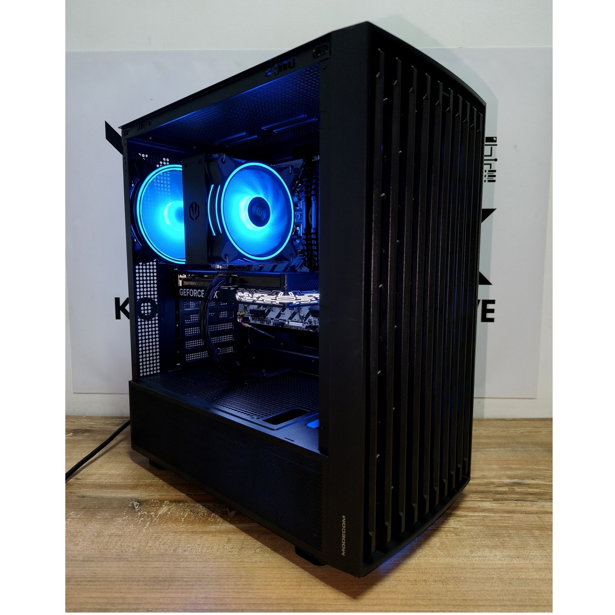 Komputer APOLLO (7800X3D / 32GB DDR5 / RX 9070 XT / BRZ) - obrazek 3