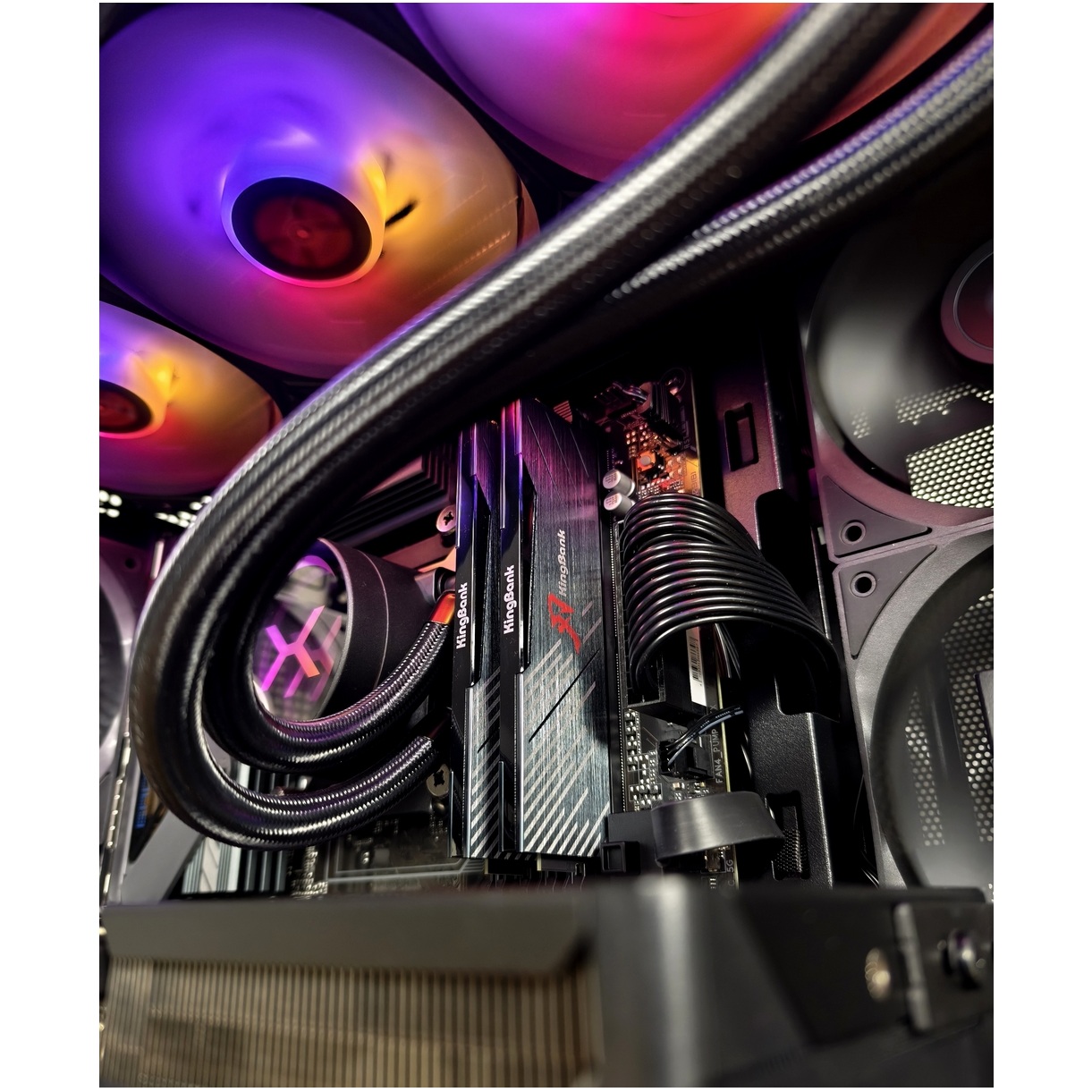 Komputer HELIOS (7800X3D / 32GB DDR5 / RTX 5080 / CPL) - obrazek 4