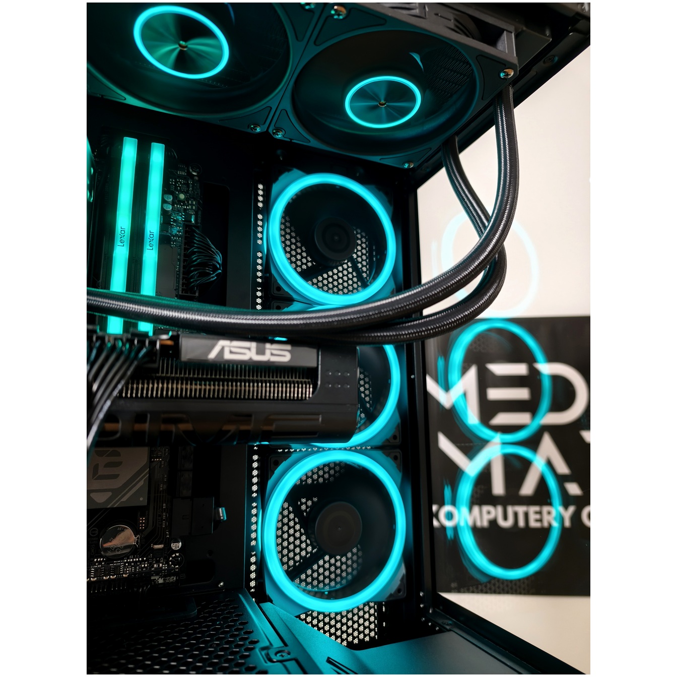 Komputer APOLLO (7800X3D / 32GB DDR5 / RX 9070 XT / FSH) - obrazek 8